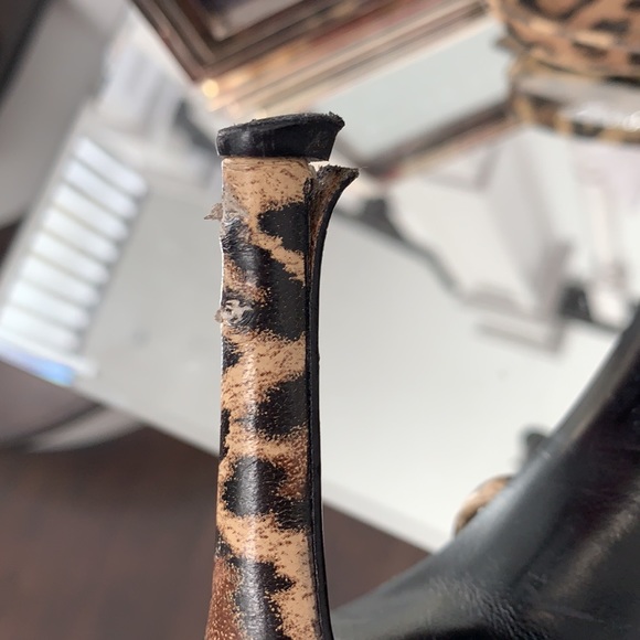 DOLCE GABBANA LEOPARD HEELS - Picture 4 of 6